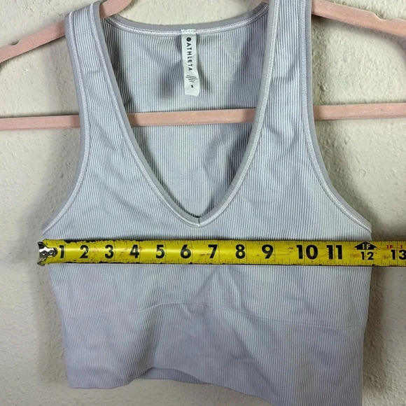 Athleta Seamless Crop Tank Top Ribbed in light grey size Small - Picture 4 of 6